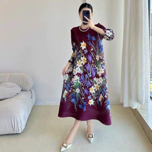 2025 Plissee Kleid Rundhals Bedruckt Temperament Langer Rock Neu Frühling Mode - Bild 8 von 23
