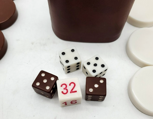 Crème chocolat vintage backgammon chips 29 chips total gros 1 5/8 chips - Photo 6/7