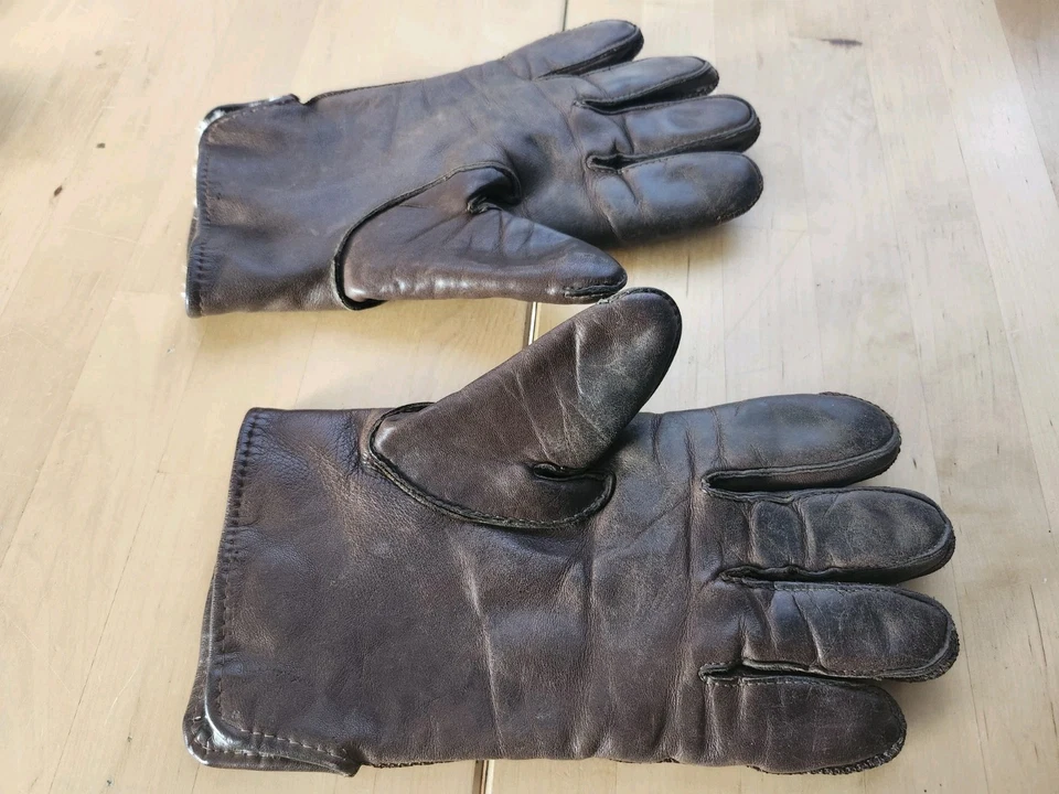 Men's Brown Leather Driving Gloves Faux Fur Lined, Soft and Very Warm Sz 10/10.5 - Image 2 of 4
