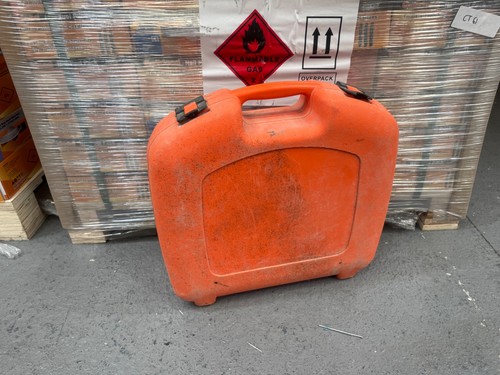 FUNDA USADA PARA CLAVADORA PASLODE IM350 NI CAD 9 - Imagen 3 de 5