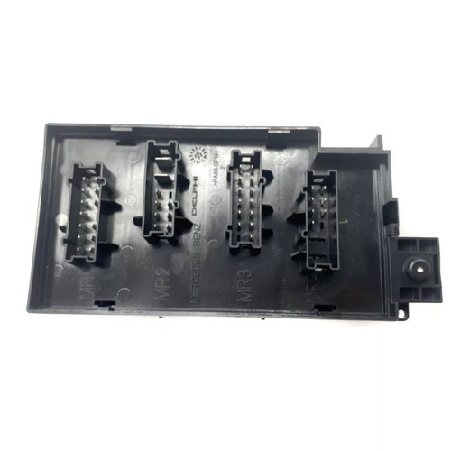 Front Fuse Relay Box Module Assembly For 2006-08 Mercedes W251 GL450 ML500 R350 - Picture 2 of 5