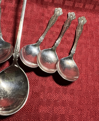 1847 ROGERS-VINTAGE GRAPE PATTERN*CHOCOLATE MUDDLER & (7)CHOCOLATE SPOONS*1904 - Picture 2 of 4