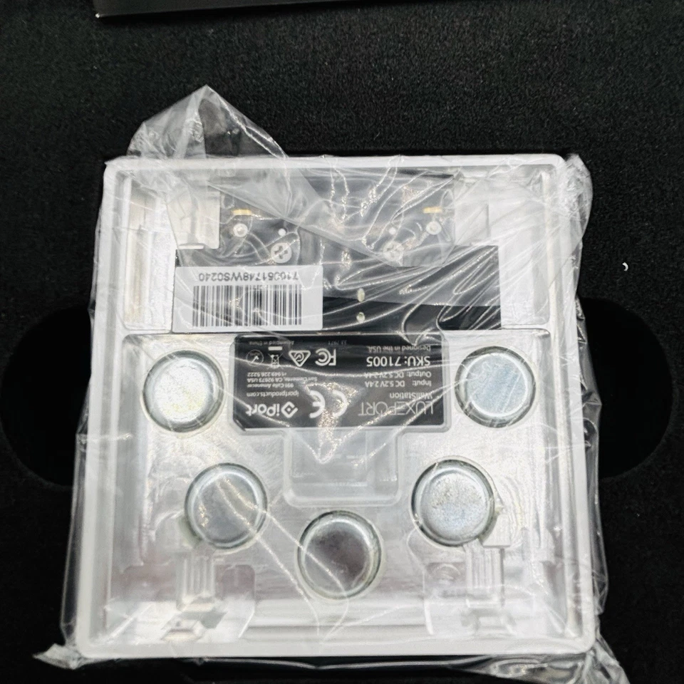 iPort Luxe Wall Station 71005 White READ NOTES - Image 2 of 4