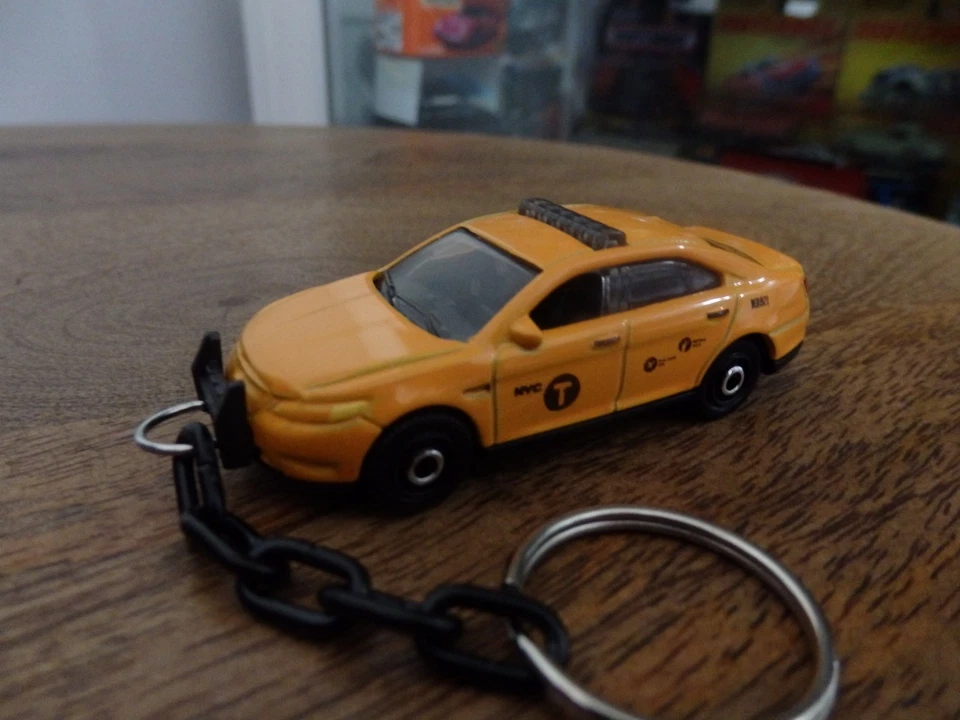 Matchbox Ford NYC Taxi Yellow Cab fitted with a Keychain Keyring - Image 2 of 2