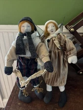 HC Accents? Set Of 2 Carolers Winter Time Hand Painted Primitive Cloth Dolls 13”