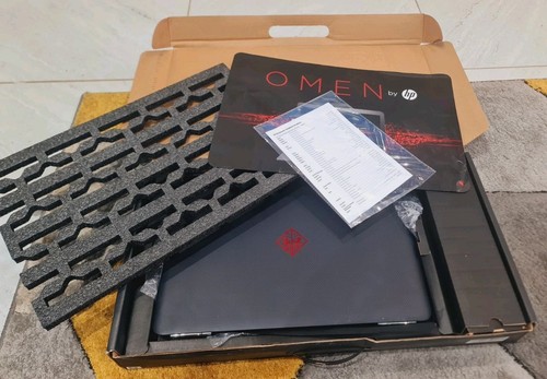 Gaming HP Omen 15.6" Laptop,Intel core i7-7700HQ, 8GB Ram,128GB SSD+1000GB HDD - Picture 14 of 15