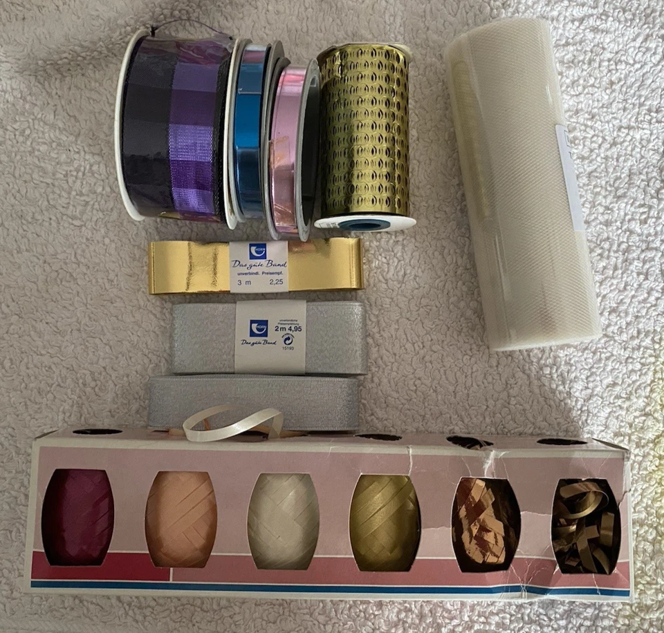 Konvolut Dekobänder Geschenkbänder und 1 Rolle Tüllband versch. Farben, Material - Bild 3 von 4