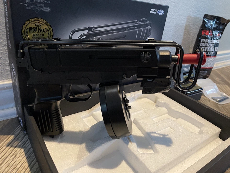 Tokyo Marui - VZ61 Scorpion Airsoft ametralladora con accesorios, prueba de fuego solamente Foto 2 de 4