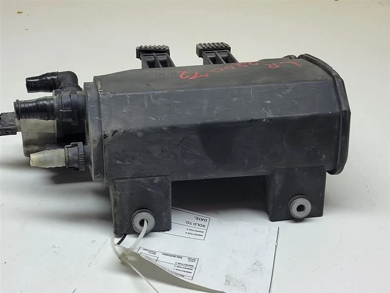 BMW 650I E63 650 2008 bote evap Foto 3 de 4