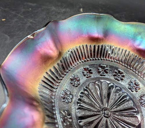 Antike Northwest Carnival Glas Rosette 3 Fuß Amethyst Bonboniere - Bild 3 von 10