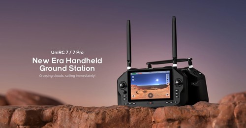 SIYI UniRC 7/7 Pro Dual Frequency Handheld Ground Station 1080P Smart Controller - Picture 8 of 22