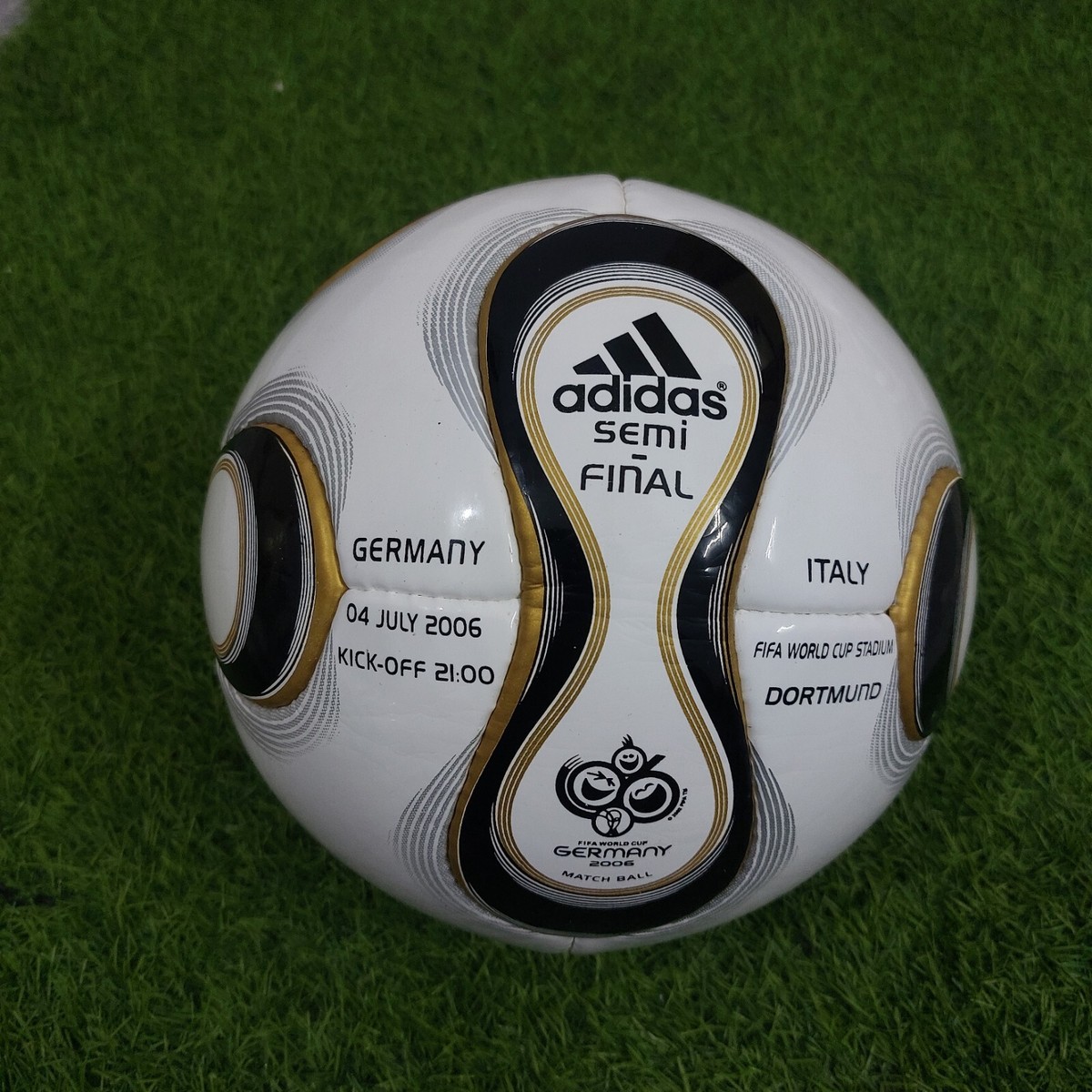 FIFA World Cup Collection Adidas historical set 1970-2022 Size 5