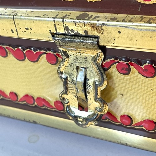 Vintage 8" Frida & Nada Curved Tea Candy Tin Legs Curved Treasure Chest Box - Imagen 7 de 8