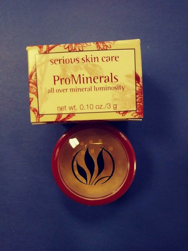 ProMinerals All Over Mineral Luminosity - 第 1/2 張圖片