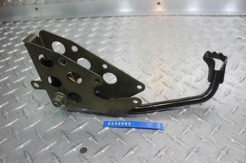 2012 POLARIS SPORTSMAN 850 TOURING HO EPS BRAKE PEDAL W/ BRACKET 1911207-067 - Picture 1 of 12
