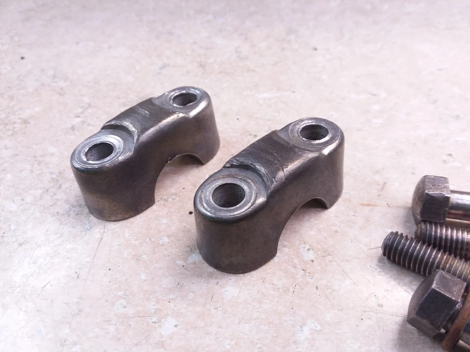 Abrazadera de montaje de manillar Kawasaki G31M Centurion G31 herrajes 1970 OEM ANS-A52 #55 Foto 2 de 3