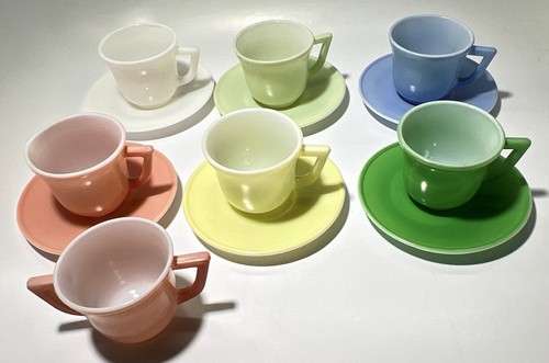 "VINTAGE SET MIT 2,5"" D GRIFF KINDER TEETASSEN & UNTERTASSEN MIT ZUCKER & CREME - Bild 17 von 19