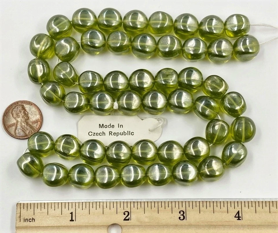 50 Vintage Jablonex Vidrio Checo Celadon Verde Brillo 12mm. Cuentas estriadas N803T Foto 4 de 4