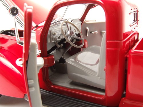 Studebaker Coupè Express Pick Up 1937 Rosso Modellino Auto 1:18 Lucky Die Cast - Foto 6 di 11