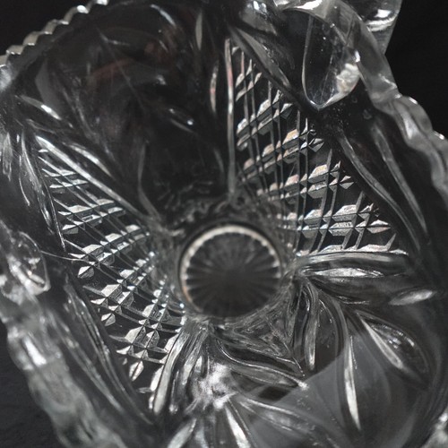 Vtg Princess House Crystal Glass Diamond Cut Basket with Handle Sawtooth Edge - Picture 11 of 14