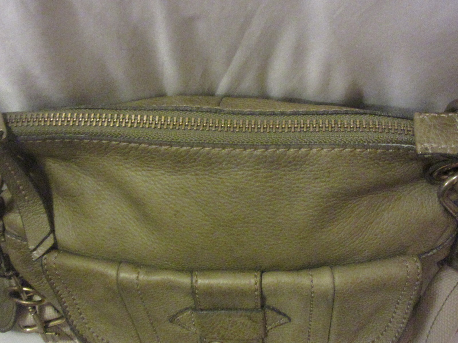 Picture 4 of 7