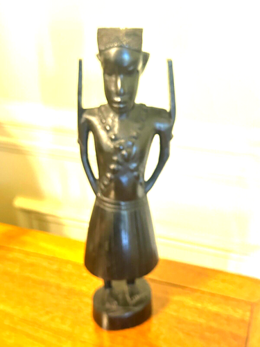 Vintage Hand Carved Wooden African Male Statue Figurine - 第 1/7 張圖片