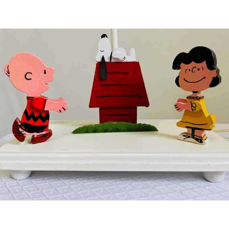 Vintage Charles Schulz Peanuts Snoopy Charlie Brown Lucy