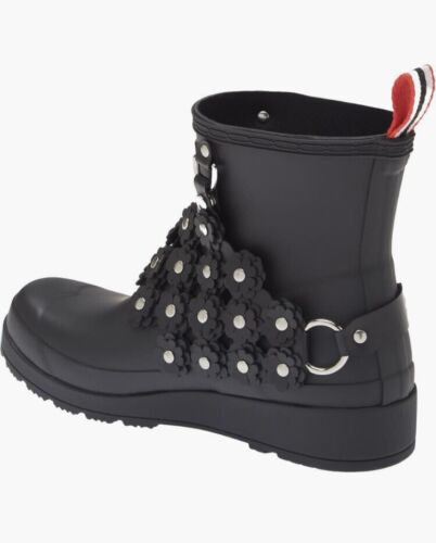 NIB $550 Noir Kei Ninomiya x Hunter Chain Embellished Rubber Ankle Rain Boot, 5M - Picture 2 of 6