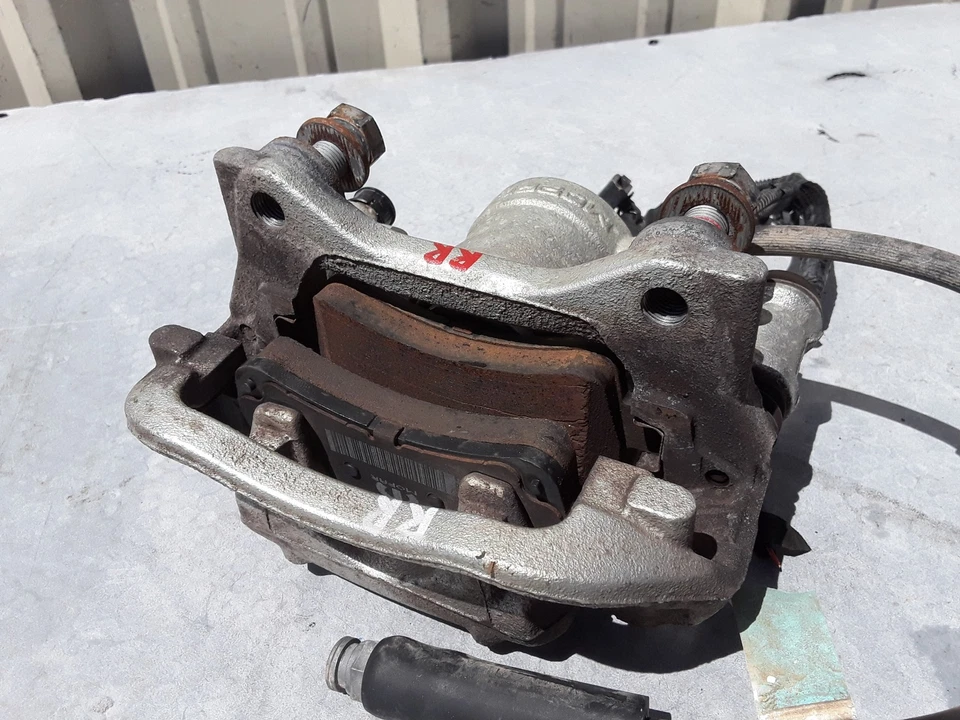 2017-2021 DODGE RAM PROMASTER ПОЛНЫЙ ПРИВОД ЗАДНИЙ ПРАВЫЙ ПАССАЖИРСКИЙ БОКОВОЙ ТОРМОЗ СУППОРТ OEM - Изображение 2 из 4