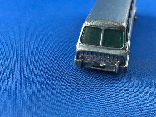 Vintage Lesney Matchbox Leyland Royal Tiger Coach Bus - Picture 2 of 7