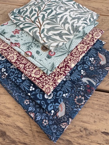 William Morris Cotton Fabric Bundle; perfect for quilting and crafting A/2 - Picture 2 of 4