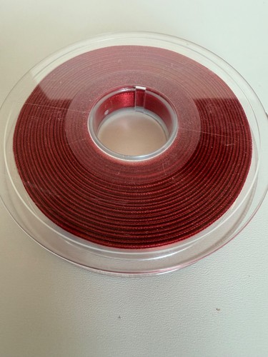 Berisfords Ribbon Red 3501 Double Faced Satin 20 Metres 10 mm - Picture 3 of 5
