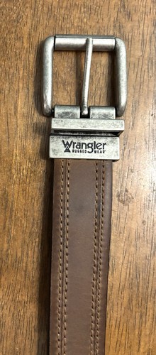 Wrangler Brown/Black Reversible Leather Belt Sz36 1-1/4”Wide Logo Bkl Dbl Stitch - Picture 3 of 6