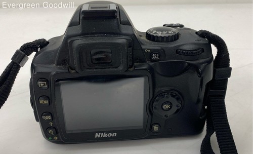 Nikon D40X DX SWM ED Aspherical Digital Camera-Untested/Parts-Repair - Picture 4 of 8