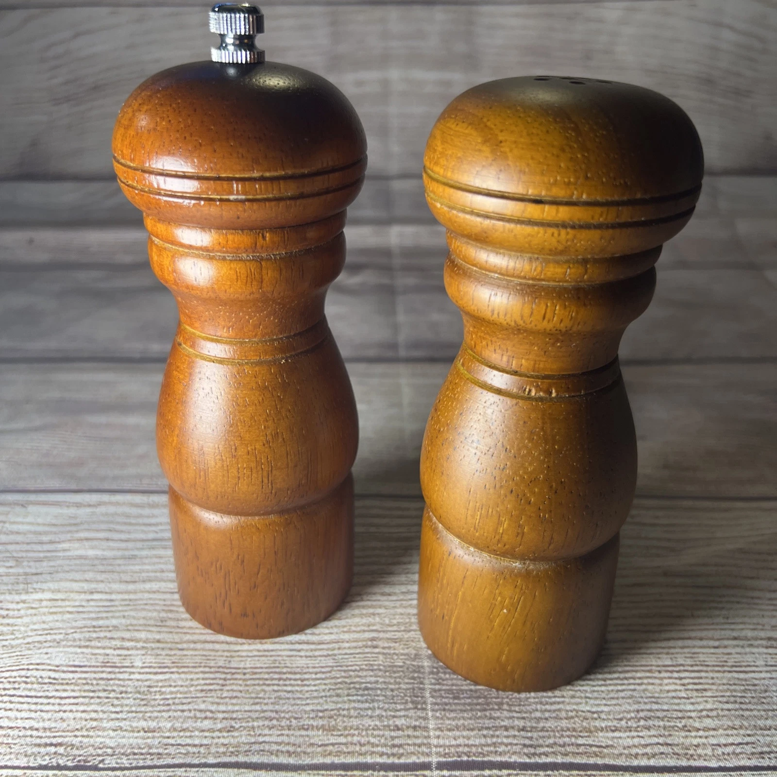 Penzeys Spices Gesundheit Pepper Mill Grinder Salt Shaker Wooden 6"