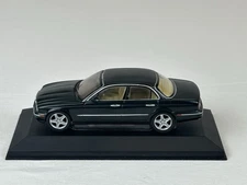 Rare Vanguards VA 09101 Jaguar XJ6 British Racing Green