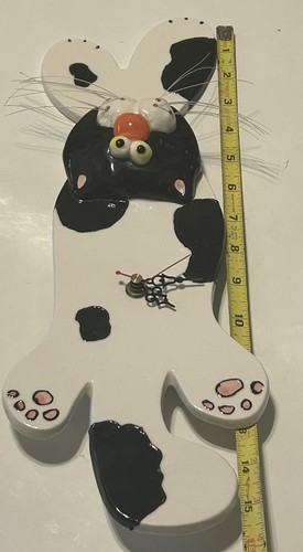 Coyne's Company Spotted Cat Hanging Wall Clock Hand Painted Debbie Carmen 2002 - Picture 10 of 10