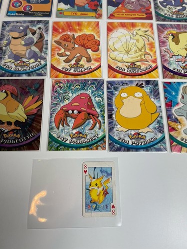 Carte Pokémon Topps e Poketrivia Charizard Ninetales Blastoise - Foto 3 di 10