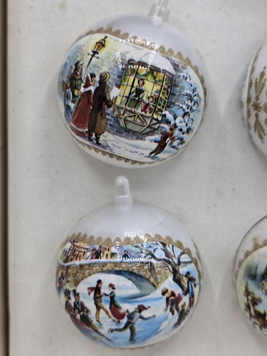 Ornamenti natalizi vintage Bradford scena invernale infrangibile (5)  - Foto 4 di 6