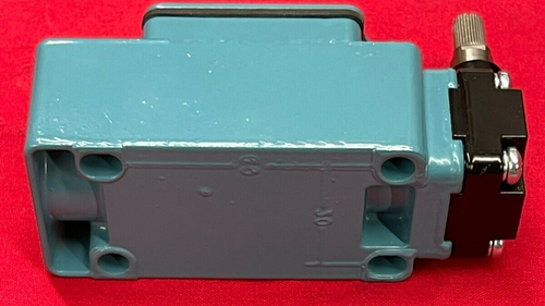 MICROINTERRUPTOR HONEYWELL, GLAA20A1B, 600A, 15VAC, 2NO Y 2NC MISMA POLARIDAD - Imagen 10 de 18