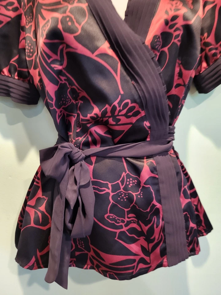 Top Y2K Mit It Negro Borgoña Satén Imitación Envoltura Manga Abullonada Talla M Whimsigoth Foto 3 de 4