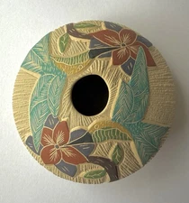 Mata Ortiz Pot With Hummingbird Motif Signed By Jaime Villa