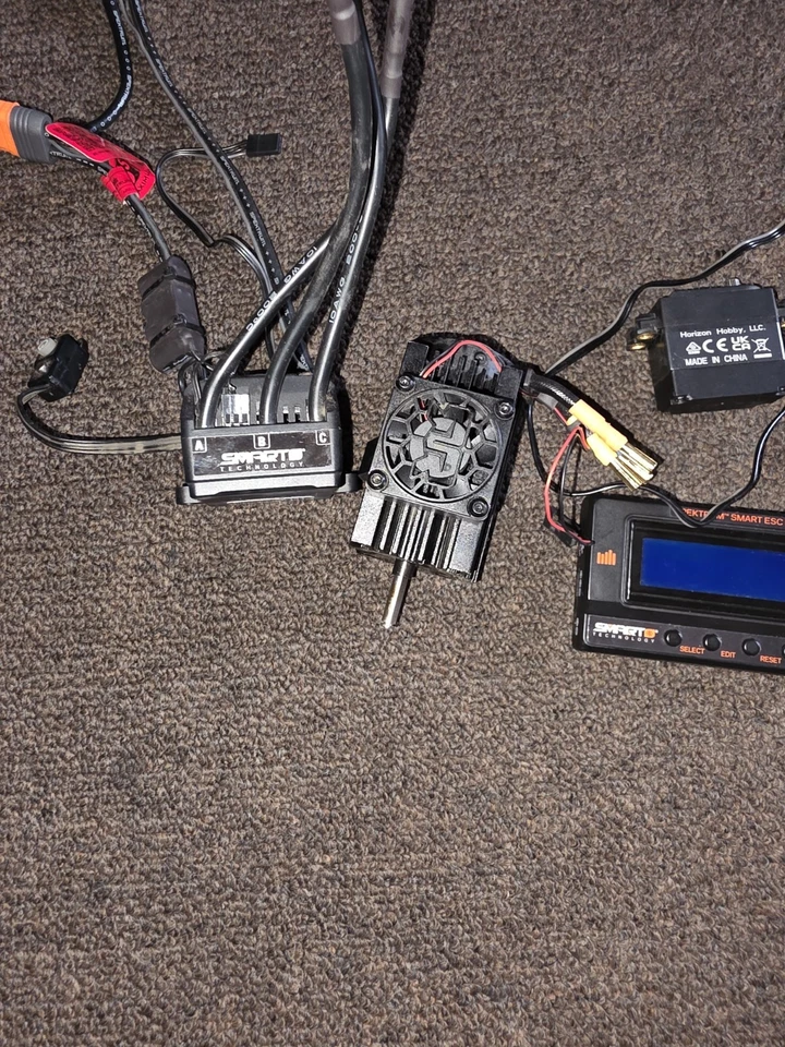 Arrma Spektrum Firma 150A 3-6s Brushless ESC & Motor 2050kv programmer Spektrum  - Image 2 of 4