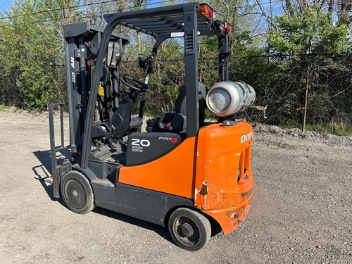 2019 Doosan GC20P-5 4000LB KAPAZITÄT GABELSTAPLER HI LO HUBWAGEN DREISTUFIGER MAST - Bild 2 von 11