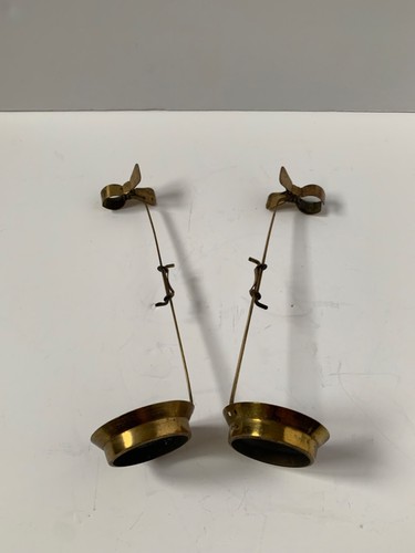 ANTIQUE PAIR BRASS CLIP ON CANDLESTICK SHADE CARRIERS VINTAGE LAMP HOLDERS - Picture 13 of 24