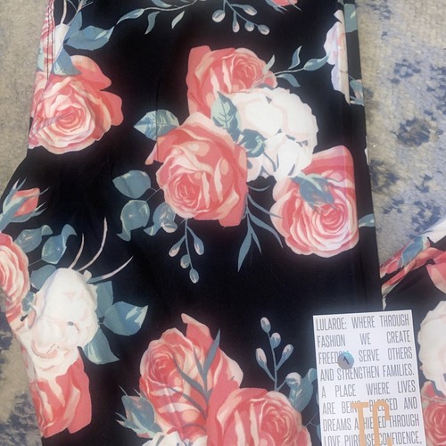 NEU LuLaRoe TC Legging SCHWARZ PINK GRÜN Retro Floral ROSE Blume ROMANTISCH 1 oder 2 - Bild 2 von 4
