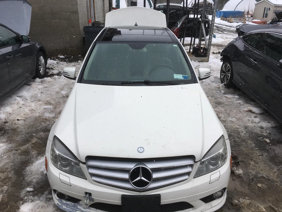 08 09 10 11 12 13 14 15 Mercedes-Benz MERCEDES C-CLASS Radiator Foto 2 de 4