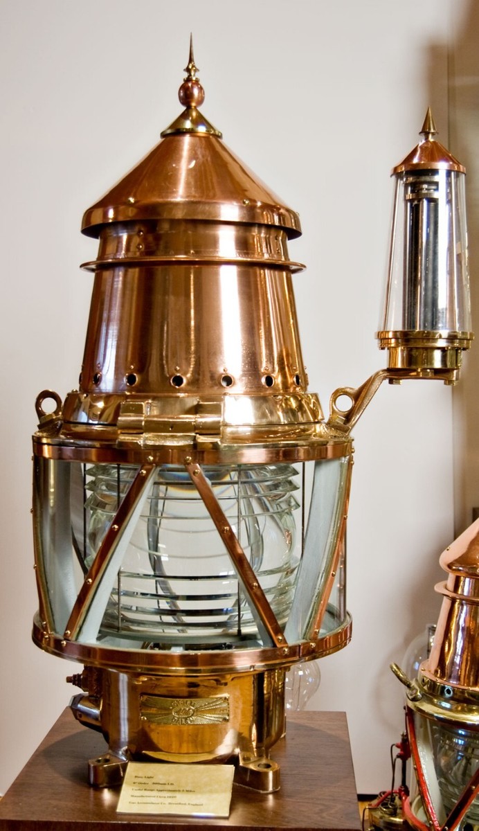 LIGHT YEARS 購入 海底火山ガラス オブジェ アート　ライトイヤーズ LIGHT YEARS 購入 海底火山ガラス オブジェ アート ライトイヤーズ