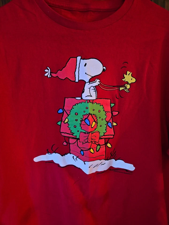 Peanuts Snoopy Christmas Men's Red Short Sleeve T-shirt Size Large - Image 2 of 3