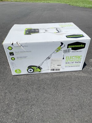 GreenWorks 27022 14 inch 10-Amp Corded Dethatcher